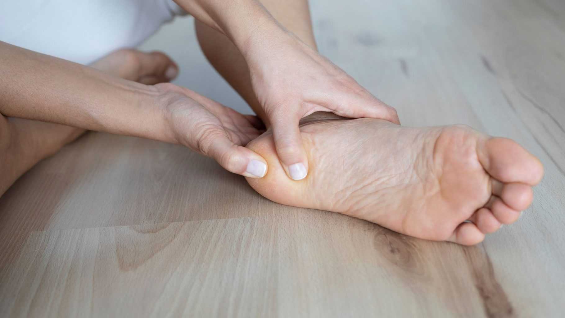 6 Best Heel Pain Exercises For Quick Relief Physiosunit