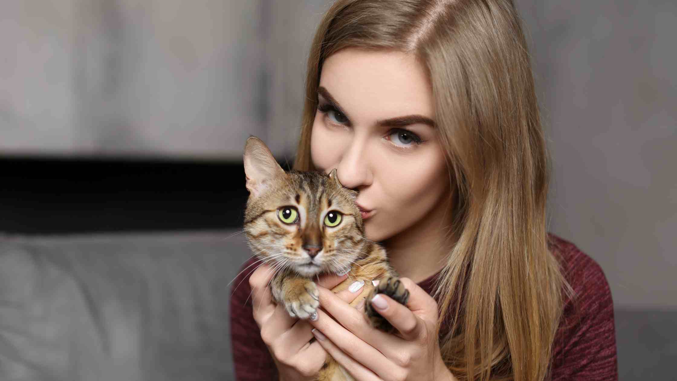 Is it okay to kiss your pet? The risk of animal-borne diseases is small, but real