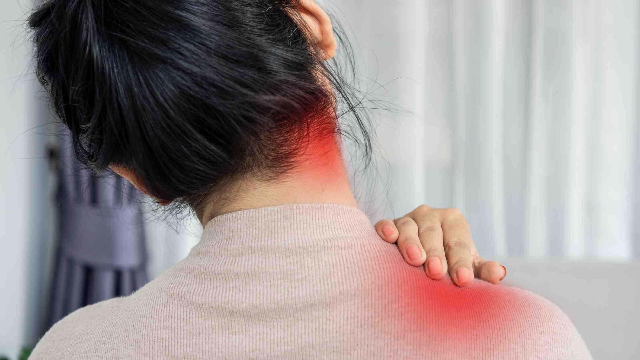 Cold weather fibromyalgia: This is why your neck hurts in cold weather